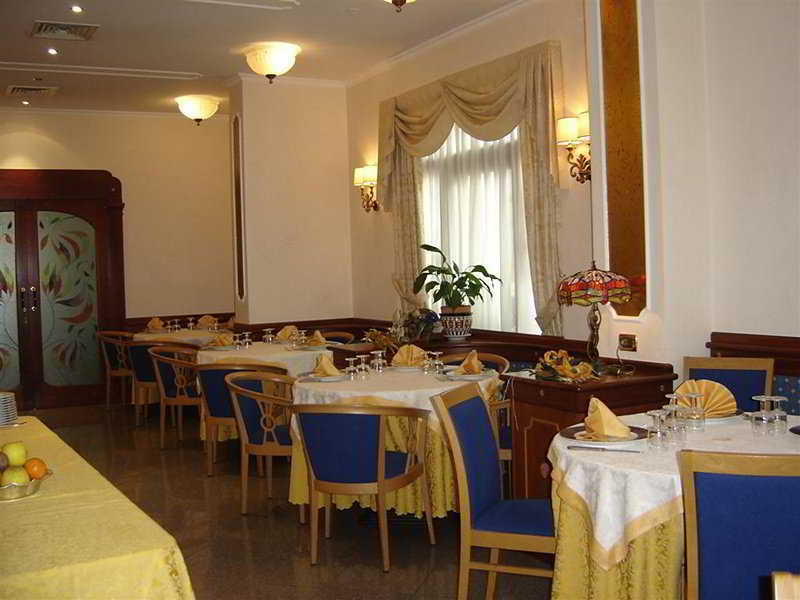 Phi Hotel Ambra Pescara Exterior foto